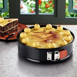 Le Creuset - Springform In 3 Größen 9 Le Creuset - Springform In 3 Größen -Le Creuset-Shop 14865 SPRINGFORM 24 CM 3