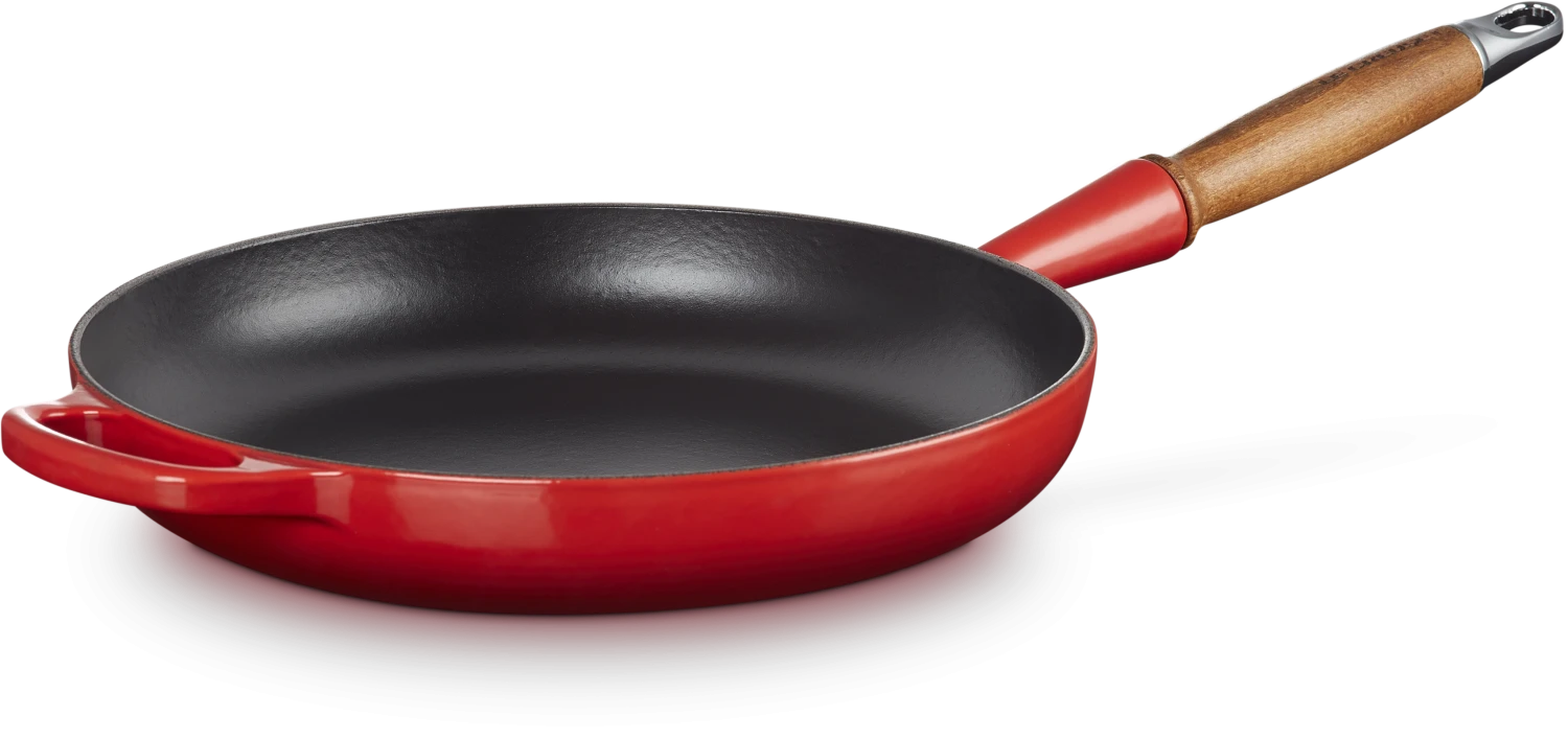 Le Creuset Bratpfanne Signature Aus Gusseisen In Kirschrot 1 Le Creuset Bratpfanne Signature Aus Gusseisen In Kirschrot