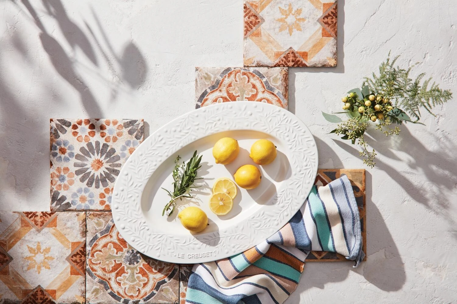 Le Creuset Servierplatte Oval In Olive 3 Le Creuset Servierplatte Oval In Olive – Bild 3