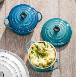 Le Creuset Mini Cocotte In Karibik -Le Creuset-Shop 3 ply PLUS 2 2