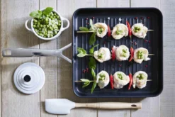 Le Creuset Aluminium-Antihaft-Grillpfanne -Le Creuset-Shop 96700228000000 Aluminium Grillpfanne 28x28cm 2 l