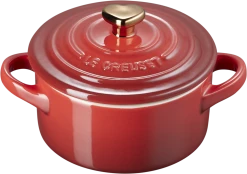 Le Creuset Mini Cocotte Mit Herzknopf In Kirschrot