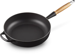 Le Creuset Sautépfanne Signature Aus Gusseisen Mit Holzgriff In Schwarz