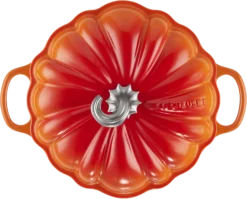 Le Creuset Kürbis-Bräter Signature 24 Cm In Ofenrot 10 Le Creuset Kürbis-Bräter Signature 24 Cm In Ofenrot -Le Creuset-Shop LC 20220602 HL PS NS 21238240902430 004