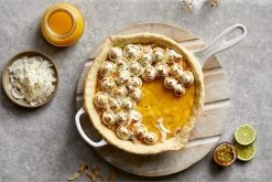 Le Creuset Brat- Und Servierpfanne Signature In Schwarz -Le Creuset-Shop LC tropische Pfannentarte 1460x973 4