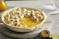 Le Creuset Brat- Und Servierpfanne Signature In Shell Pink -Le Creuset-Shop LC tropische Pfannentarte 2 1460x973 1