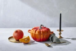 Le Creuset Kürbis-Bräter Signature 24 Cm In Ofenrot 12 Le Creuset Kürbis-Bräter Signature 24 Cm In Ofenrot -Le Creuset-Shop LECREUSET 10230