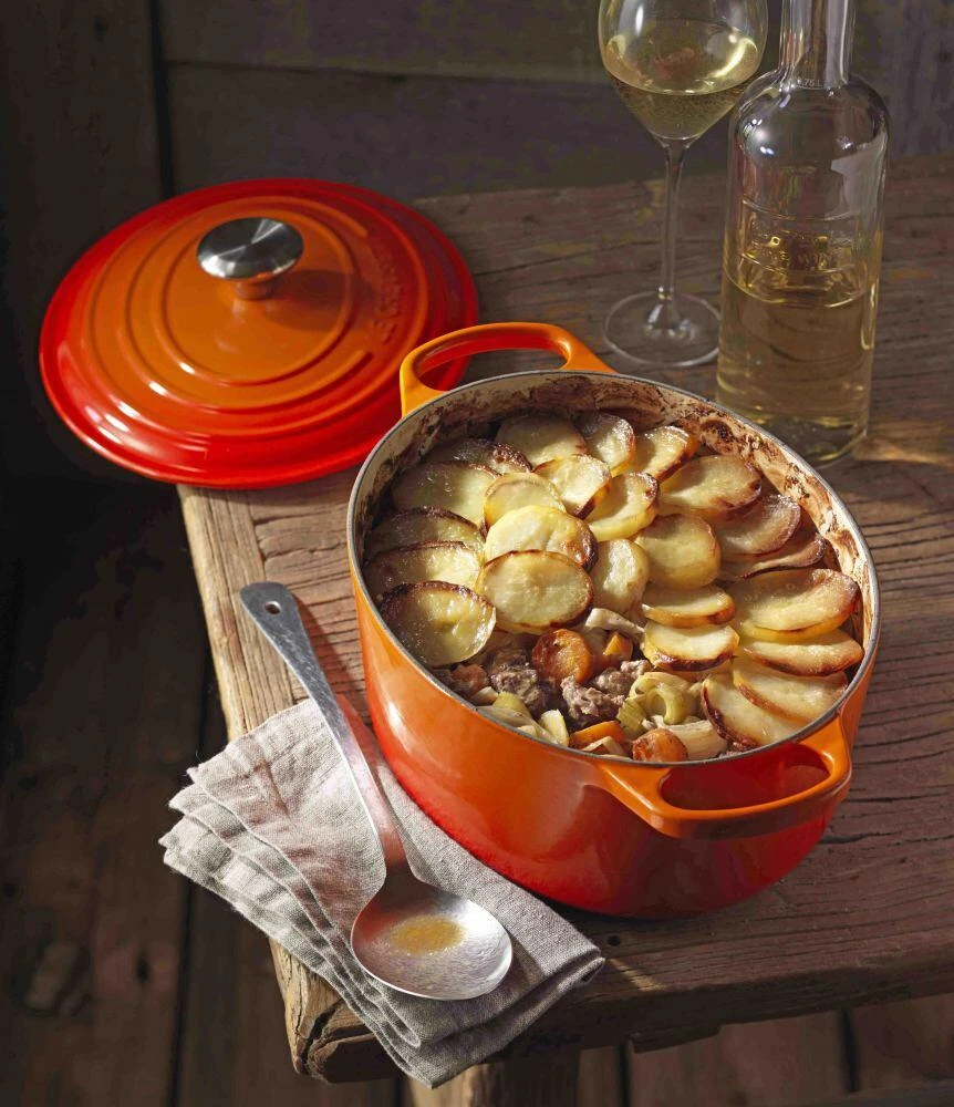 Le Creuset Bräter Signature Oval, 40 Cm (Gänsebräter) In Kirschrot 2 Le Creuset Bräter Signature Oval, 40 Cm (Gänsebräter) In Kirschrot – Bild 2