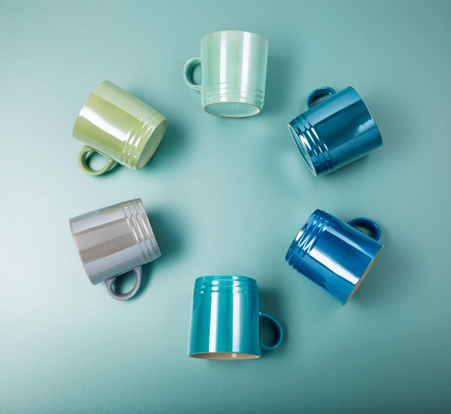 Le Creuset Becher 0,35 Liter In Marseille Metallic 4 Le Creuset Becher 0,35 Liter In Marseille Metallic – Bild 4