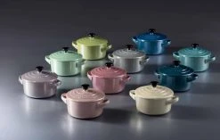 Le Creuset Mini Cocotte In Chiffon Pink Metallic -Le Creuset-Shop Metallics LS09