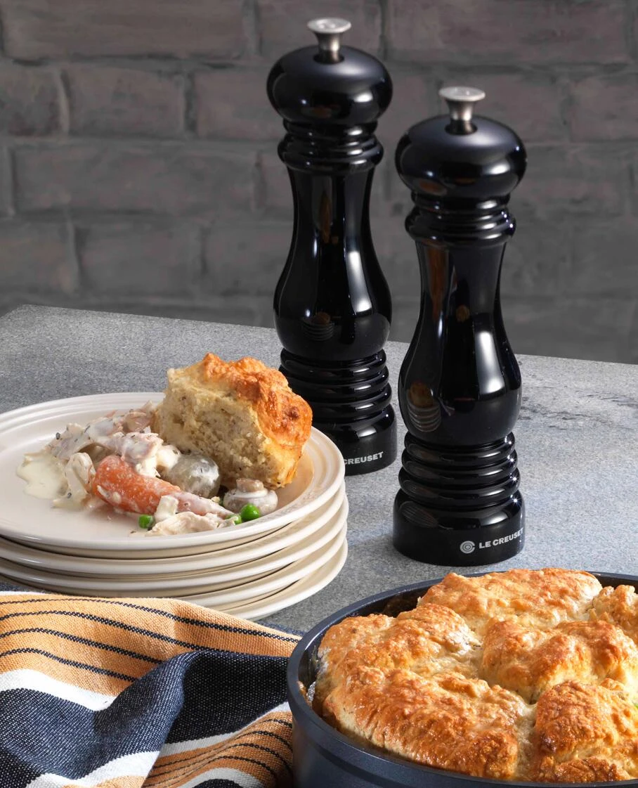 Le Creuset Salzmühle In Perlgrau 2 Le Creuset Salzmühle In Perlgrau – Bild 2